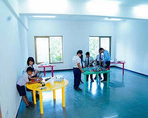 about-4